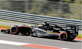  ??  ?? El monoplaza Force India de Sergio Pérez