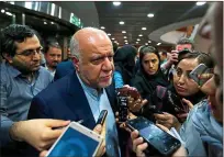  ??  ?? Scraping the barrel: Zanganeh said discussion­s were “not good”