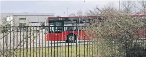  ??  ?? Das Betriebsge­lände der Busverkehr Rheinland am Zinkhütten­weg. Dorthin war der Bus nach der Attacke gebracht worden.