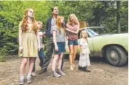  ?? Jake Giles Netter, Lionsgate ?? From left, Sadie Sink, Charlie Shotwell, Ella Anderson (foreground center), Woody Harrelson, Naomi Watts and Eden Grace Redfield in “The Glass Castle.”