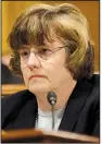  ?? AP/MICHAEL REYNOLDS ?? Rachel Mitchell, the GOP’s special counsel, left Republican senators disappoint­ed with her questionin­g of Christine Blasey Ford at Thursday’s hearing.