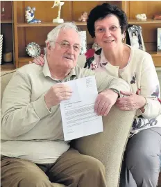  ??  ?? HOUSEBOUND 80-year-old Thomas Kilpatrick and his wife Elizabeth