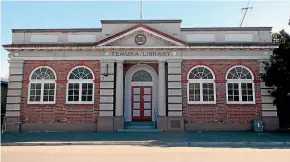  ?? ?? The former Carnegie Library in Temuka before its recent revamp, which a letter writer says looks stunning.