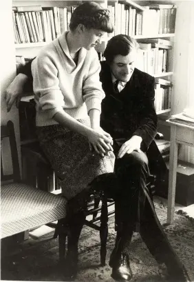  ??  ?? > Above, David Bailey’s portrait of Sylvia Plath and Ted Hughes; right, Sylvia with her daughter Frieda; below, a letter sent by Sylvia to Ted shortly after their wedding, together with their wedding rings; below left, Sylvia’s rolling pin and collection of recipes