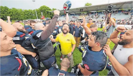  ?? FOTO: FLORIAN ACHBERGER ?? Die Biberach Beavers haben gegen die Tübingen Red Knights ihr Meisterstü­ck perfekt gemacht.