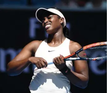  ?? WILLIAM WEST/AFP/GETTY IMAGES ?? U.S. Open champion Sloane Stephens exited the Australian Open in the first round, losing 2-6, 7-6 (2), 6-2 to China’s Zhang Shuai. Stephens, the 13th seed, has lost eight straight matches since her first Grand Slam crown.