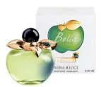  ??  ?? Bella by Nina Ricci La clásica manzana de Nina Ricci con pétalos dorados contiene notas refinadas de mandarina y rosas para la mujer actual.