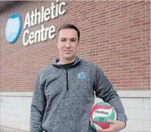  ?? BERND FRANKE THE ST. CATHARINES STANDARD ?? Tommy Sloan is the new men’s volleyball coach at Niagara College.