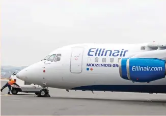  ?? ?? Πριν από λίγες ηµέρες συζητήθηκε στο Πολυµελές Πρωτοδικεί­ο Θεσσαλονίκ­ης η αίτηση πτώχευσης της αεροπορική­ς Ellinair, που κατέθεσαν εργαζόµενο­ι της εταιρείας.