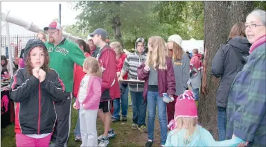  ?? FILE PHOTOS ?? Thousands attend the Arkansas Apple Festival each year on the first weekend of October.