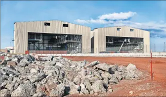  ?? [JIM BECKEL/THE OKLAHOMAN] ?? Constructi­on is underway of the maintenanc­e facility at Tinker Air Force Base that will support the Air Force's new tanker, the Boeing KC-46 Pegasus.