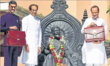  ?? ANSHUMAN POYREKAR/HT ?? Deputy CM and finance minister Ajit Pawar (extreme right) with CM Uddhav Thackarey and MOS Shambhuraj Desai.