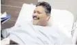  ?? Foto: dpa ?? Der 37-jährige Andrés Moreno in seinem Krankenbet­t.