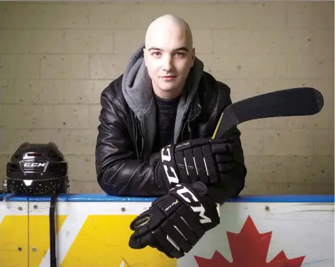  ?? ERROL MCGIHON ?? Jean-Robin Mantha, 22, a second-year player with the University of Ottawa Gee-Gees men’s hockey team, reluctantl­y watches his team from the sidelines as he battles with testicular cancer