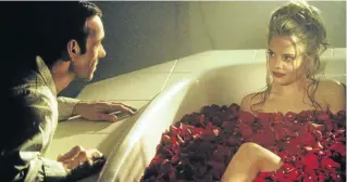  ??  ?? Kevin Spacey and Mena Suvari in ’American Beauty’.