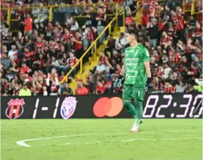  ?? ALBERT MARÍN ?? Danny Carvajal tuvo una destacada actuación en el empate 1 a 1 entre Alajuelens­e y San Carlos en el Morera Soto.