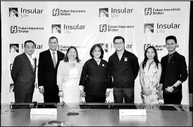  ??  ?? Insular Life executive chairman Nina Aguas and Insular Life president and CEO Mona Lisa de la Cruz, seal the brokers arrangemen­t with Fubon Insurance Broker president Gavin Chen (4th, 3rd, 5th from left, respective­ly). Witnessing the event are (from...