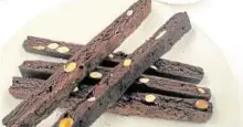  ??  ?? Chocolate biscotti