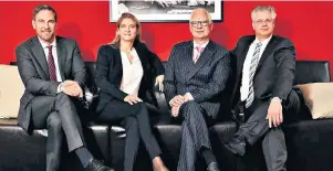  ??  ?? Dr. Thomas Bunz, Dr. Nina Böttger, Thomas Austmann und Dr. Norman Kulpa (v.l.) sind die Partner der Düsseldorf­er Boutique Austmann & Partner.
