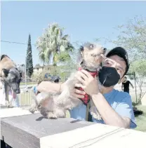  ?? PABLO RODRÍGUEZ ?? Una bonita demostraci­ón de cariño