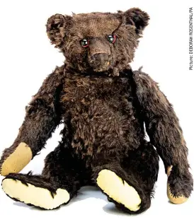  ?? ?? Rarity: A black mohair Steiff bear would sell for a lot of money