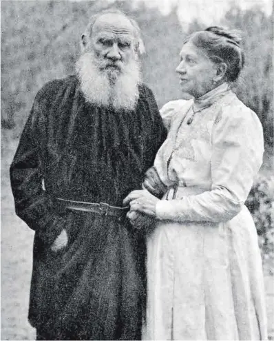  ??  ?? Lev Tolstoi i la seva dona, Sofia Behrs, cap al 1906.