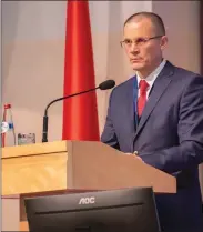  ?? ?? Belarusian Industry deputy minister Dimtry Kharitonch­ik