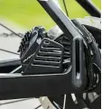  ??  ?? Disc cooling fins are integrated into the frame as well as fork