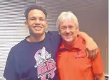  ?? COURTESY MARLON CUNNINGHAM ?? Albuquerqu­e High’s Marlon Cunningham poses with UNM coach Craig Neal after giving the school a verbal commitment.
