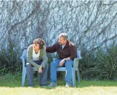  ?? FRANCOIS DUHAMEL ?? Timothée Chalamet (left) and Steve Carell play a troubled son and anxious father in “Beautiful Boy.”