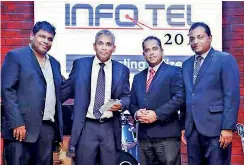  ??  ?? Softlogic Informatio­n Technologi­es (Pvt.) Ltd Director/ceo Roshan Rassool (second from left) with the award received