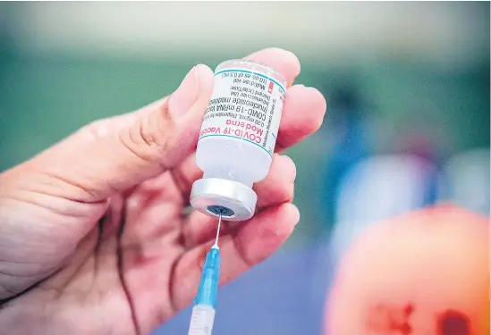  ?? AFP ?? Las vacunas donadas desde el Norte serán de Moderna y podrían usarse en menores.
