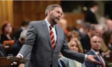  ?? SEAN KILPATRICK/THE CANADIAN PRESS FILE PHOTO ?? The candidate for change now appears to be NDP Leader Tom Mulcair. The party is building momentum at the right time, writes Tim Harper.