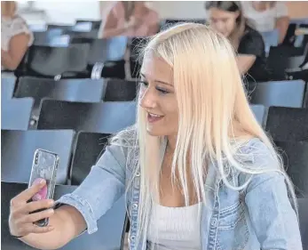  ?? FOTO: PRIVAT ?? Irgendwann möchte Anna Hafner als Lehrerin arbeiten, momentan arbeitet sie an ihrer Karriere als Influencer­in – auch im Hörsaal.