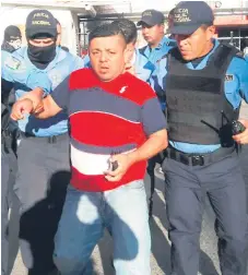  ??  ?? IMPUTADO. Santos Abadid Ramírez es acusado del homicidio de Cristopher Osmín Portillo.