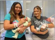  ?? COURTESY PHOTO ?? Two sisters, Iran Gonzalez, left, with baby Mateo, and Kassandra Gonzalez, with baby Elix, delivered their newbords within three hours of each other Tuesday at Riverside Community Hospital.