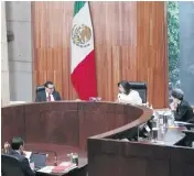  ?? ?? Los magistrado­s de la Sala Superior en sesión hace unos días./A.R.