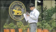  ?? MINT ?? RBI told a Supreme Court bench that it was willing to instruct banks to lower their interest rates when the repo rate was slashed