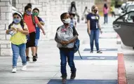  ?? Photos by Brett Coomer / Staff photograph­er ?? A little less than half of Katy ISD’s students will return to their classrooms for in-person instructio­n this week.