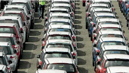  ?? PHOTO: CRAIG SIMCOX/STUFF ?? New Zealand has one of the world’s highest rates of car ownership.