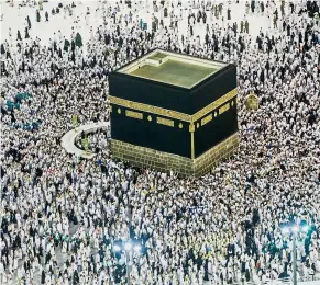  ??  ?? An annual practice: Muslim pilgrims performing the ‘ Tawaf’ , orduring the annual Haj pilgrimage circumambu­lation around the Kaaba, in Mecca, Saudi Arabia. – AP