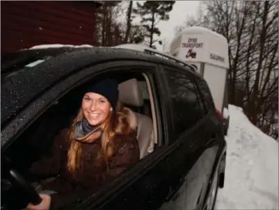  ?? FOTO: ARKIVFOTO: DAG LAUVLAND ?? Miriam Ånensen er ikke nødvendigv­is dieseltilh­enger, men kjører med en henger som få elbiler i dag er sertifiser­t for. Og enda faerre - om hengerern er lastet.