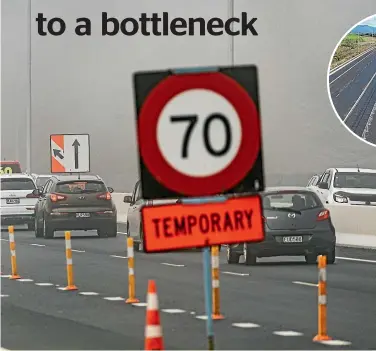  ?? TOM LEE/STUFF ?? The Waikato Expressway slows dramatical­ly at Tamahere where it reduces to one lane with a reduced speed limit in place while safety barriers are installed.