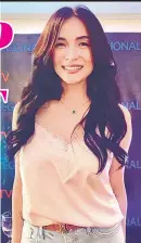  ?? JENNYLYN MERCADO, ang bida sa GMA prime series “Love.Die.Repeat,” malipayong niatubang sa mga sakup sa Cebu media./ GMA ??