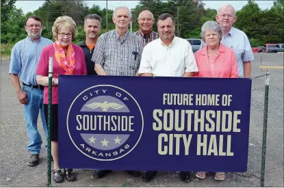  ?? SUBMITTED ?? Participat­ing in the groundbrea­king for the Southside City Hall are, from left, Joey Sample, City Council member; Vera Byrd, city recorder; Bobby Denison, Vince Gay and Tim Fairchild, City Council members; Southside Mayor Ray Bowman; Mary Bowen, City Council member; and Byron Southerlan­d, treasurer.