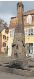  ?? FOTO: MANUEL GÖRTZ ?? Der im Volksmund auch Schlangenb­runnen genannte Napoleonbr­unnen in Blieskaste­l.