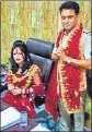  ?? PIC CIRCULATED ON WHATSAPP ?? Radhey Maa with SHO Sanjay Sharma at Vivek Vihar police station.