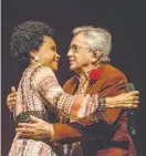  ??  ?? Caetano Veloso com Teresa Cristina