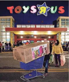 ?? 2011 PHOTO BY PAUL J. RICHARDS/ AFP/GETTY IMAGES ?? The exit of Toys R Us would most certainly be felt in the toy industry. Amazon, Walmart and Target are likely to become the prime alternativ­es for shoppers.
