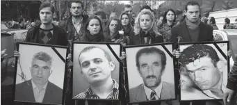  ??  ?? Portretet e katër viktimave të protestës së 21 janarit 2011